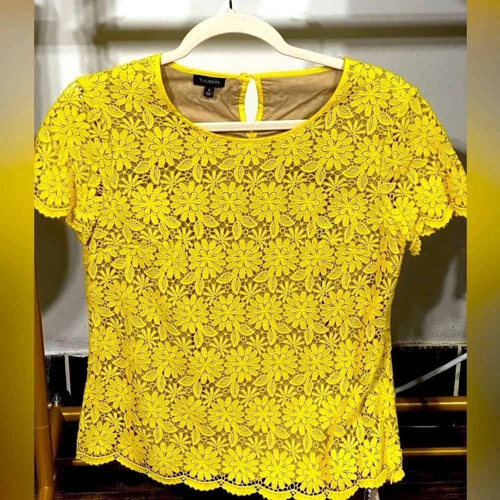 Talbots Top Size 6‎